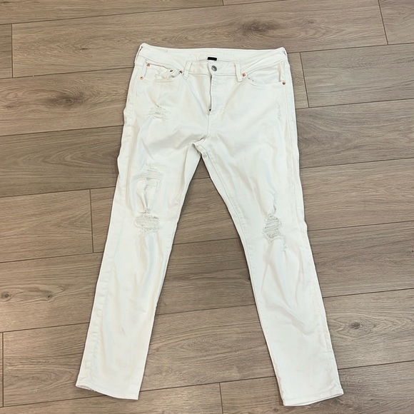 American Eagle Outfitters | Jeans | American Eagle Ripped White Jeans